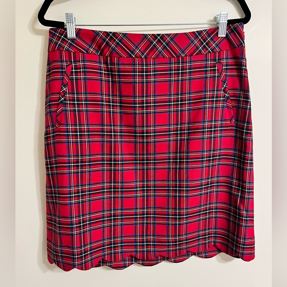 NWT Talbots red plaid skirt with scalloped hem. Size 12.